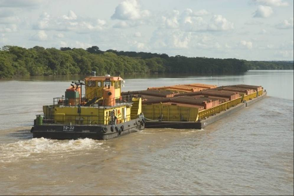 Hidrovia do rio Tocantins se estende por mais de 1.700 km, entre as cidades de Peixe (TO) e Belém (PA)