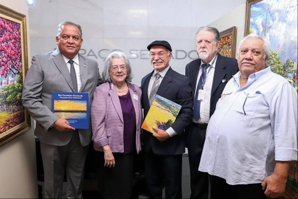 Com apoio do vice-presidente do Senado Eduardo Gomes, artista Otoniel Fernandes inaugura exposição em homenagem aos 65 anos de Brasília