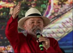 Lula: brasileiro 'não pode votar em qualquer tranqueira para governar este País'