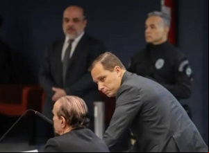 Cid diz que Bolsonaro queria relatório 'mais contundente sobre as urnas'