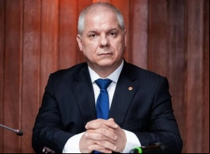 PF desbloqueia celular de ex-presidente do INSS e avança em investigação sobre fraudes contra aposentados